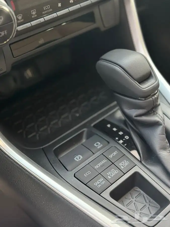 رافور 2023 فل كامل اسود - ورمادي لدى سامي القعدي للسيارات 10