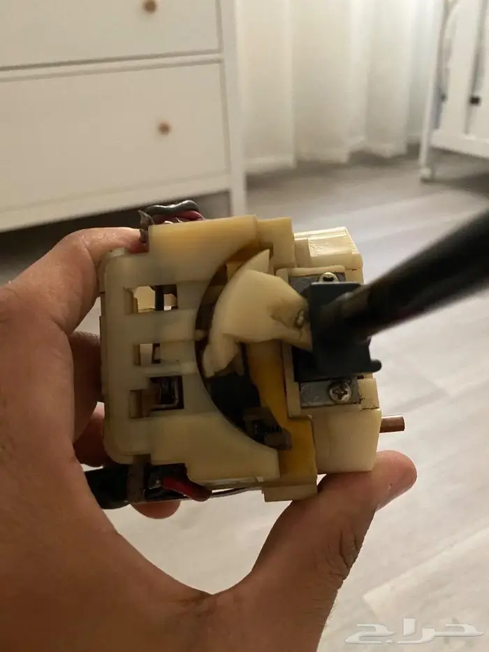 للبيع قطع جيتي لوريل نيسان وغيره 57