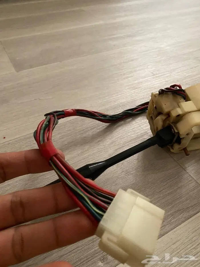 للبيع قطع جيتي لوريل نيسان وغيره 60