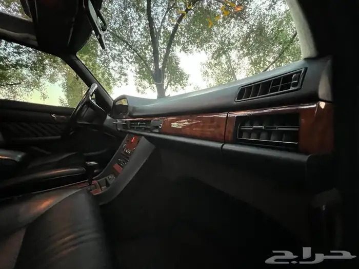 مرسيدس بنز 560SEL وارد اليابان 1990 بحالة الوكالة 38