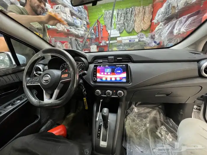 تركيب شاشه نيسان صني 2023 7