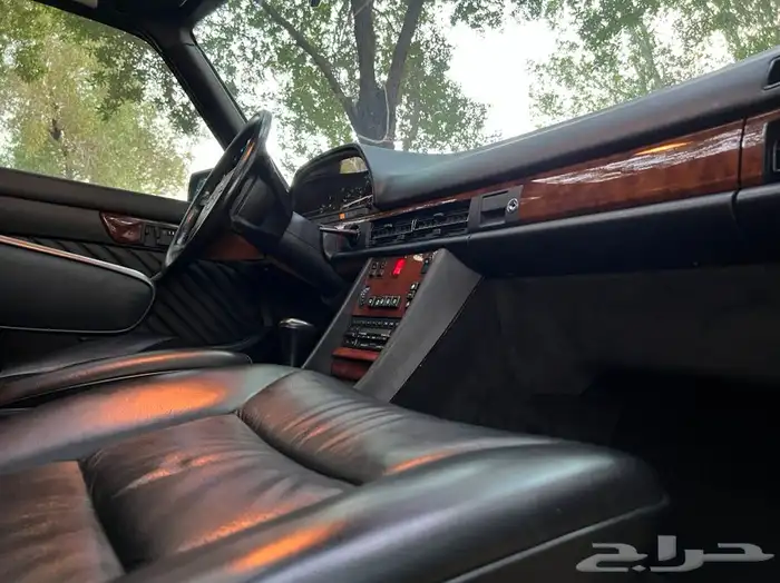 مرسيدس بنز 560SEL وارد اليابان 1990 بحالة الوكالة 34