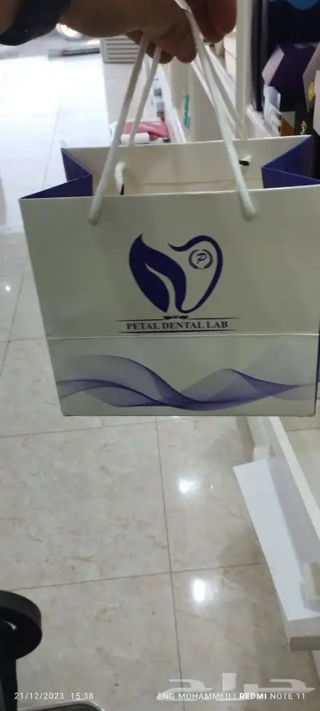طباعة ستكر بزنس كارد بكجات عبايات بوكس كوكيز فواتيرسندات ختم 3