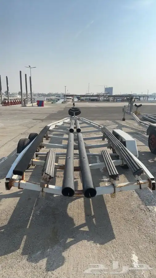 عربية قارب طولها 29 قدم للبيع 0