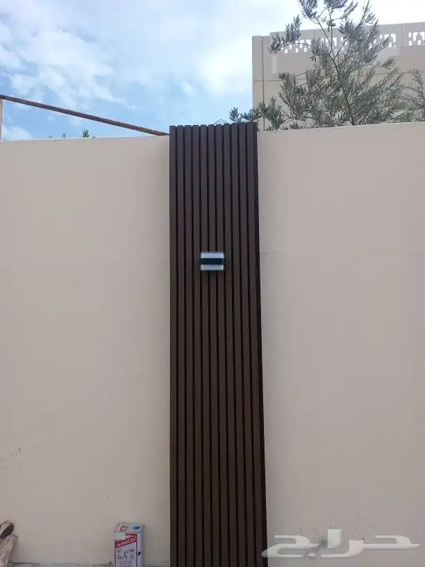 أعمال حداده مظلات جلسات برجولات تركيب بديل الخشب عشب صناعي 3