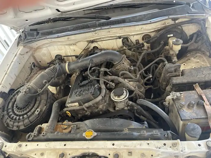 يتوفر لدينا قطع غيار هايلوكس 2014 26