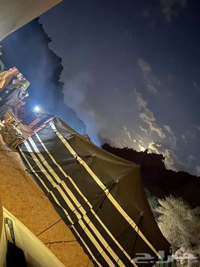 تجهيز مخيمات في حائل مع عمال ضيافة 0