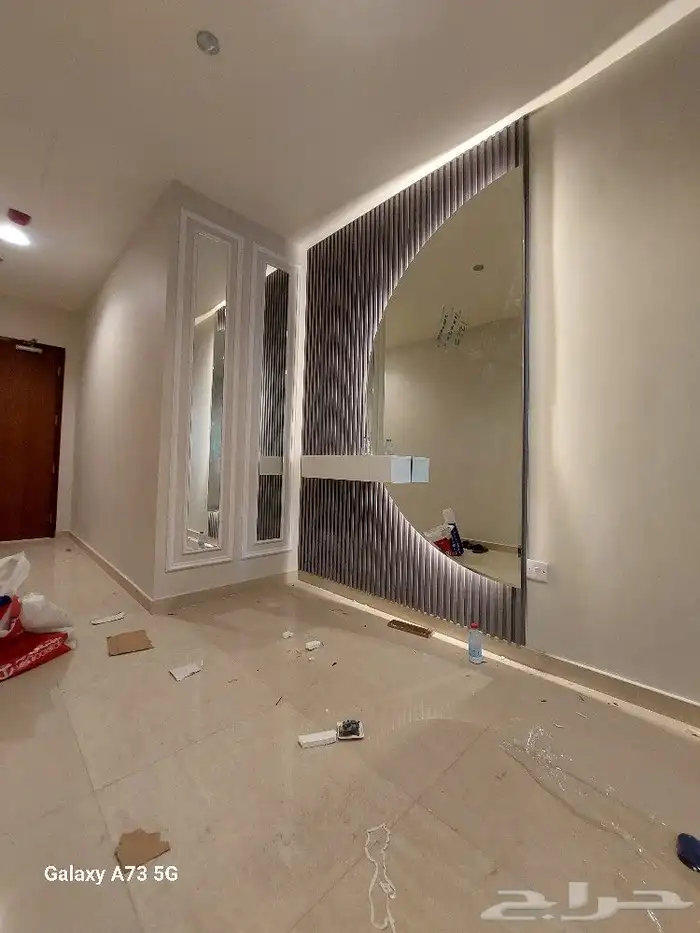 مرايات مداخل ديكور شاشات وطاولات وتسريحات خشبيه ومكتبات تلفز 3