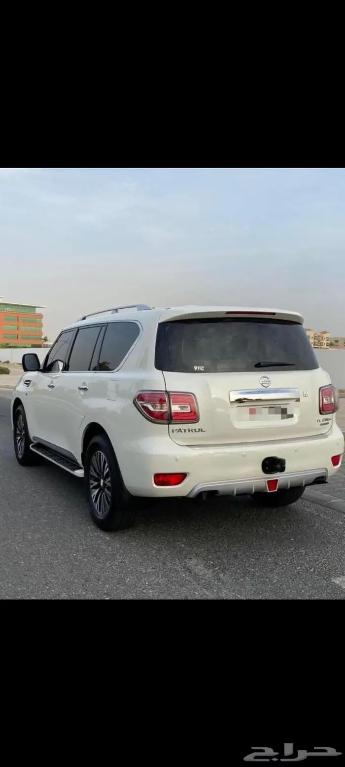 علامة نيسان المسعود وV8 8