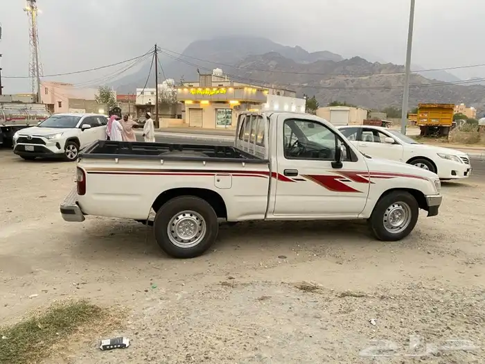 للبيع هايلوكس 2000 غمارة نظيفة 8