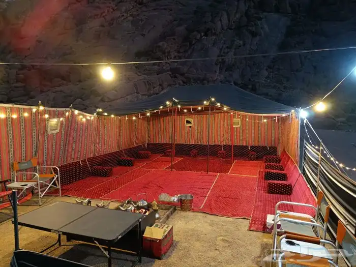 تجهيز مخيمات في حائل مع عمال ضيافة 25