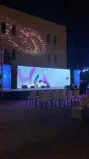 تنظيم معارض شاشة p2 0