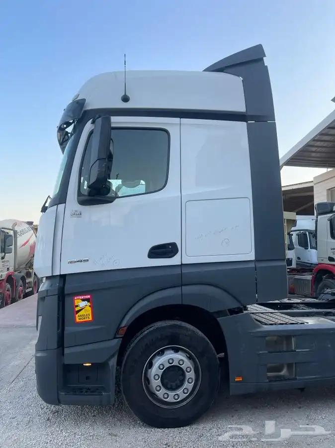 راس مرسيدس اكتروس 2019 - 1845 فل بطاقة جمركية 7