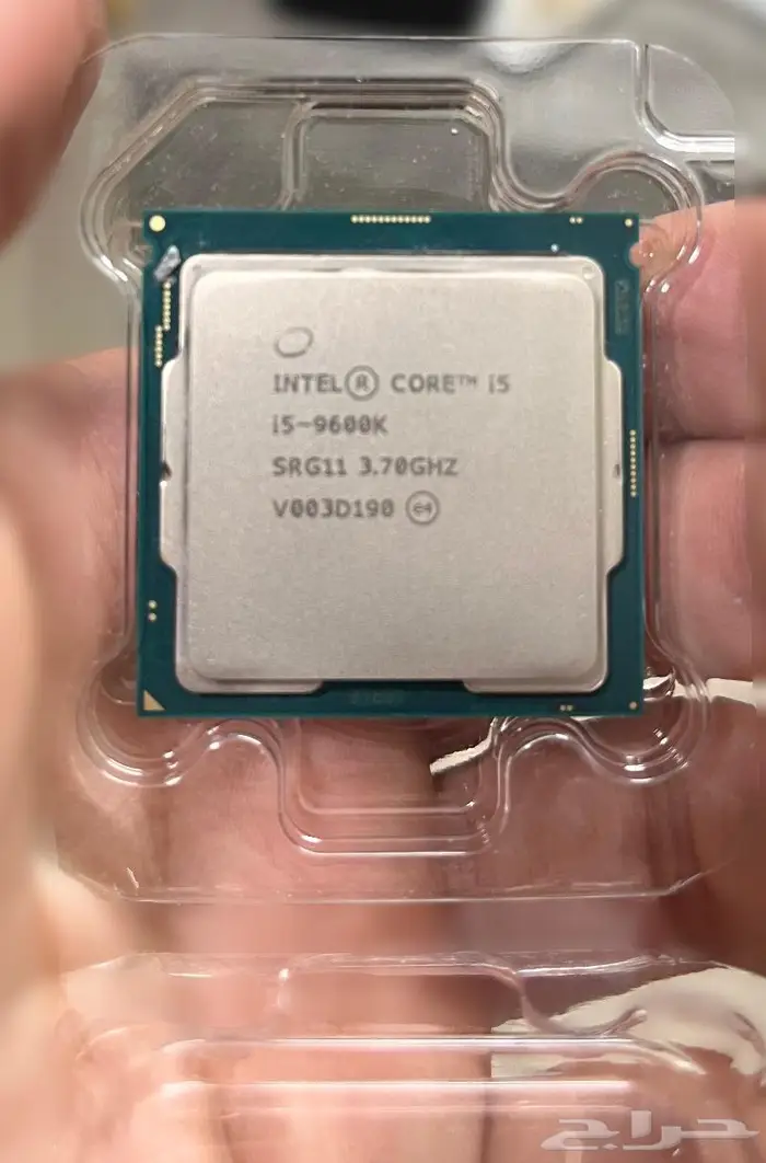للبيع معالج intel i5 9600k بحالة ممتازه 6