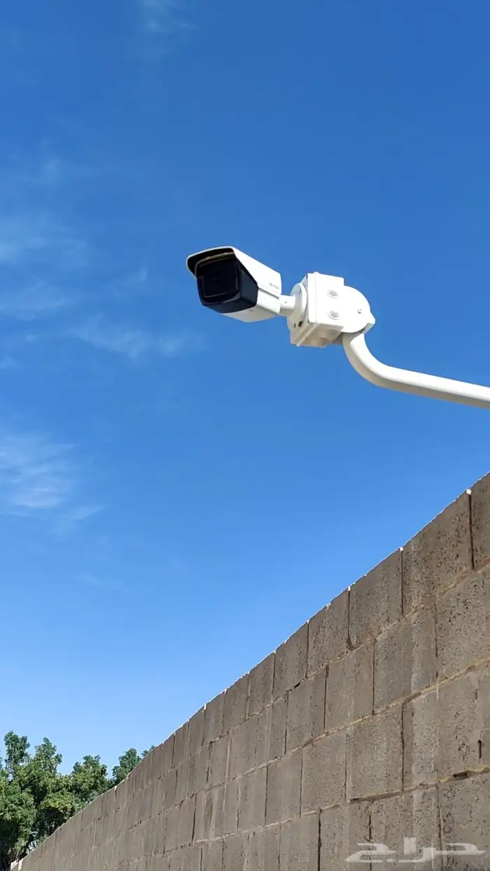 فني تركيب وصيانة كاميرات المراقبة 1