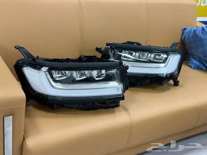 شمعات لاند كروزر Vxs ثلاث عدسات موديل 2022  2024 0