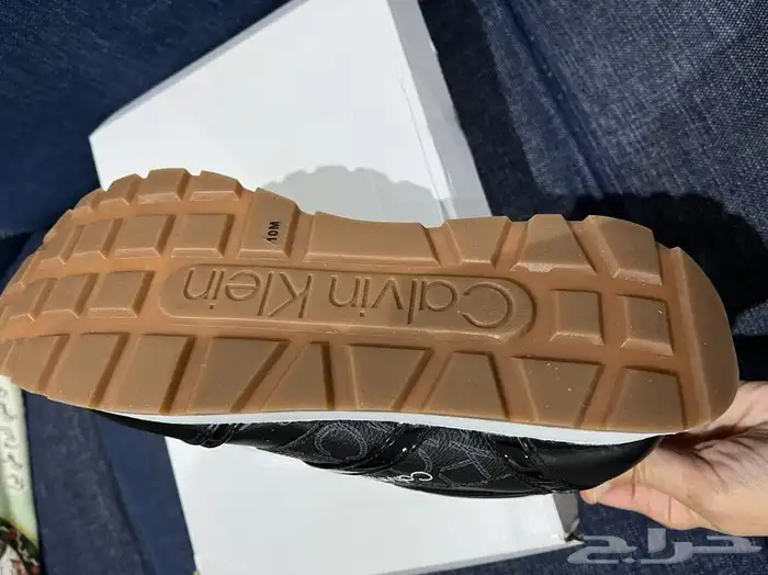 جزمة كالفن كلاين نسائي 2