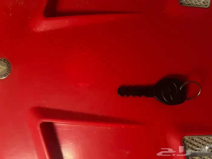 للبيع سياره اطفال مرسيدس 3