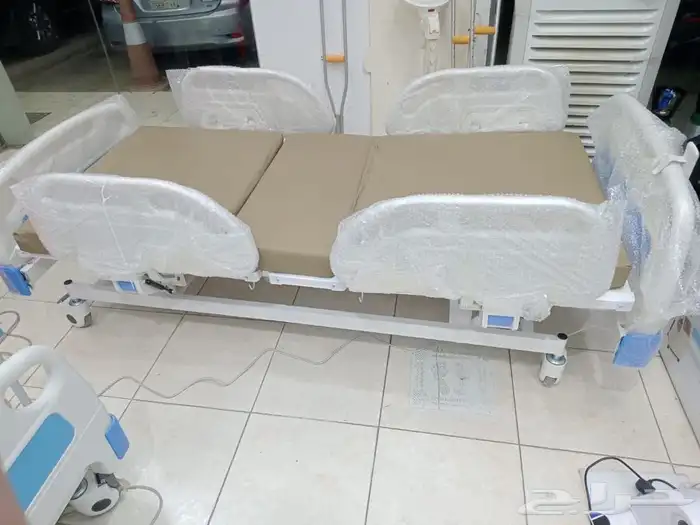 سرير طبي للمرضى جديد 5 حركات كهربائي جوانب فايبر 2