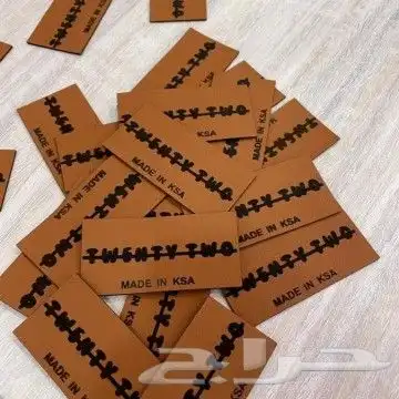 تركيب ستيكر سيارات تركيب ستيكر جدران 1