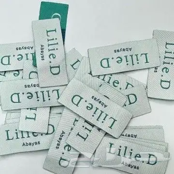 تركيب ستيكر سيارات تركيب ستيكر جدران 0