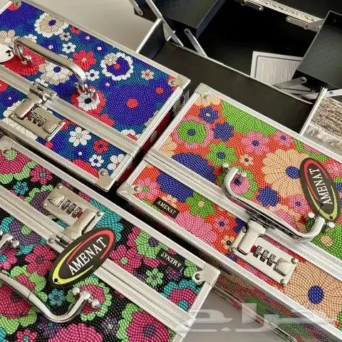 شنطه مكياج المنيوم بقفل ورمز 0