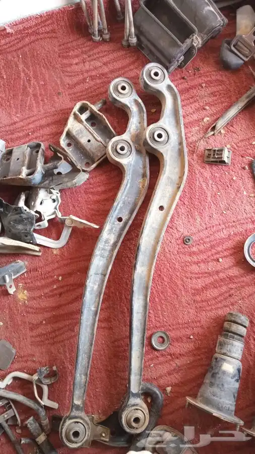 قطع غيار ربع تشليح موديل 19 7