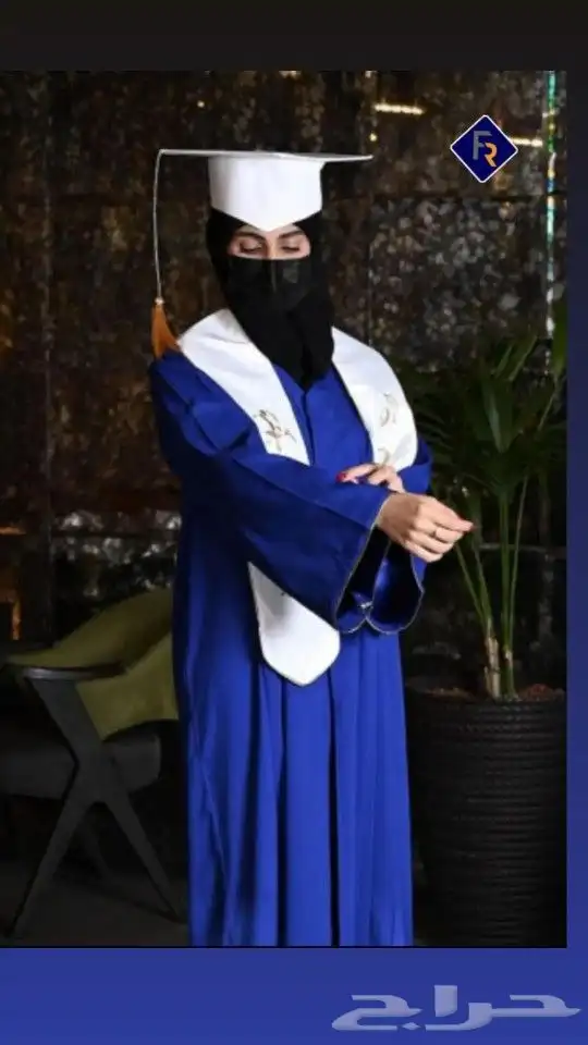 عبايات التخرج 2025 14