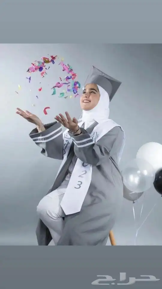 عبايات التخرج 2025 13