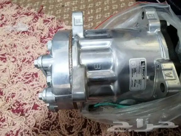 كمبريسر بوكلين فلفو حجم 210جديد في كرتونه للبيع ب1000 0