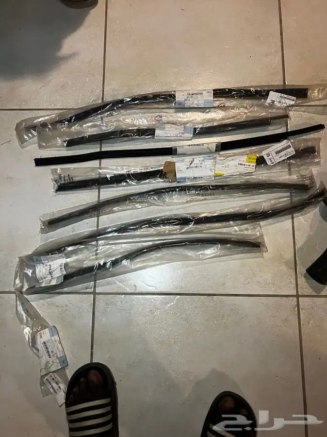 قطع واكسسوارات bmw E30 جديدة 0