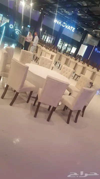 طاولات طعام للايجار 7