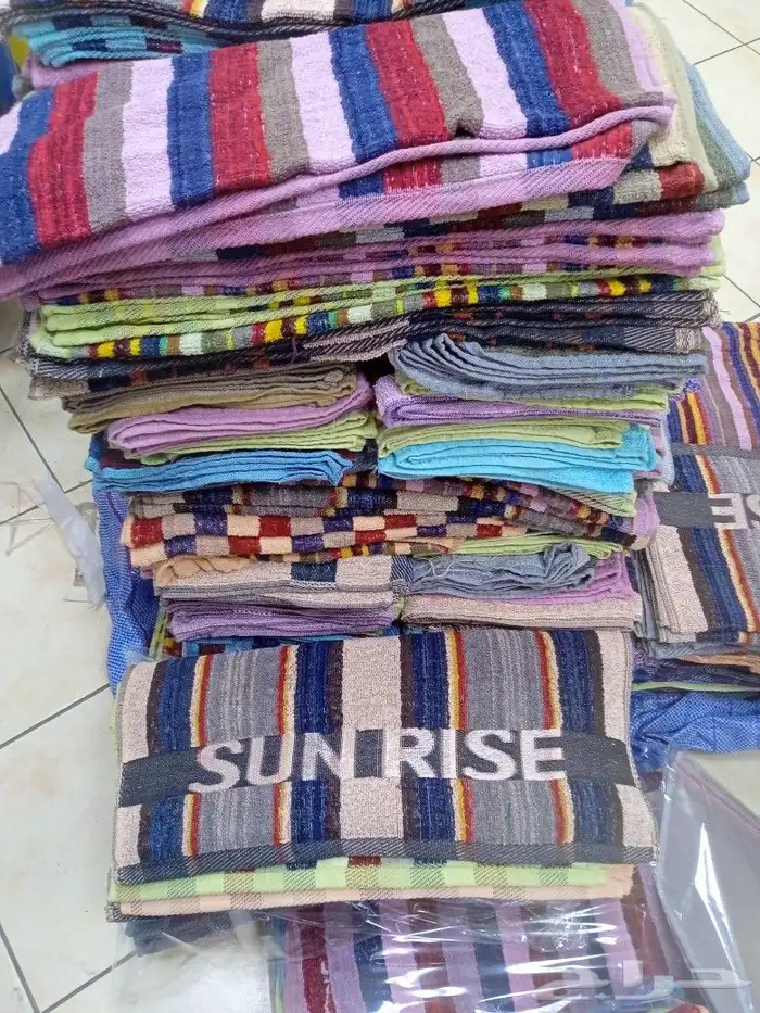 مناشف قطن مصرية وسط ملونه 4