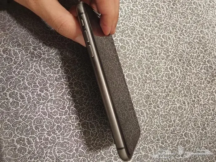 ايفون 11للبيع 4