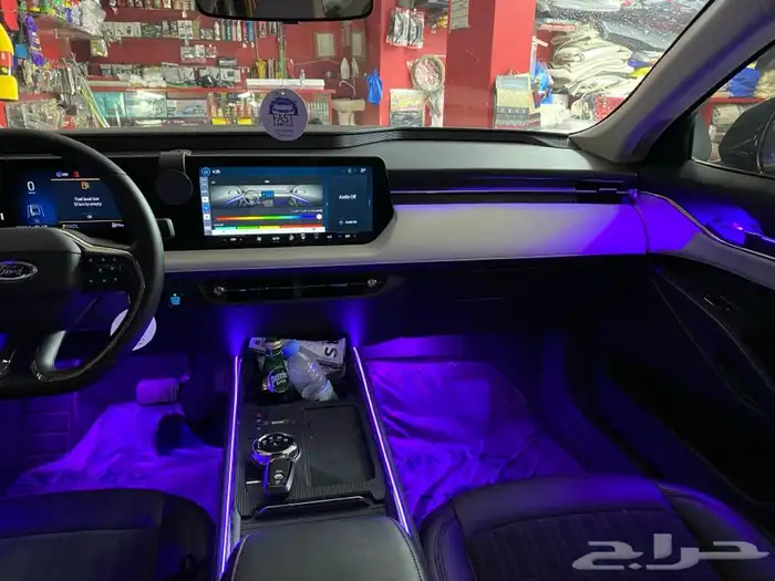 تركيب ليد داخلي على سيارة فورد توروس 2023 4