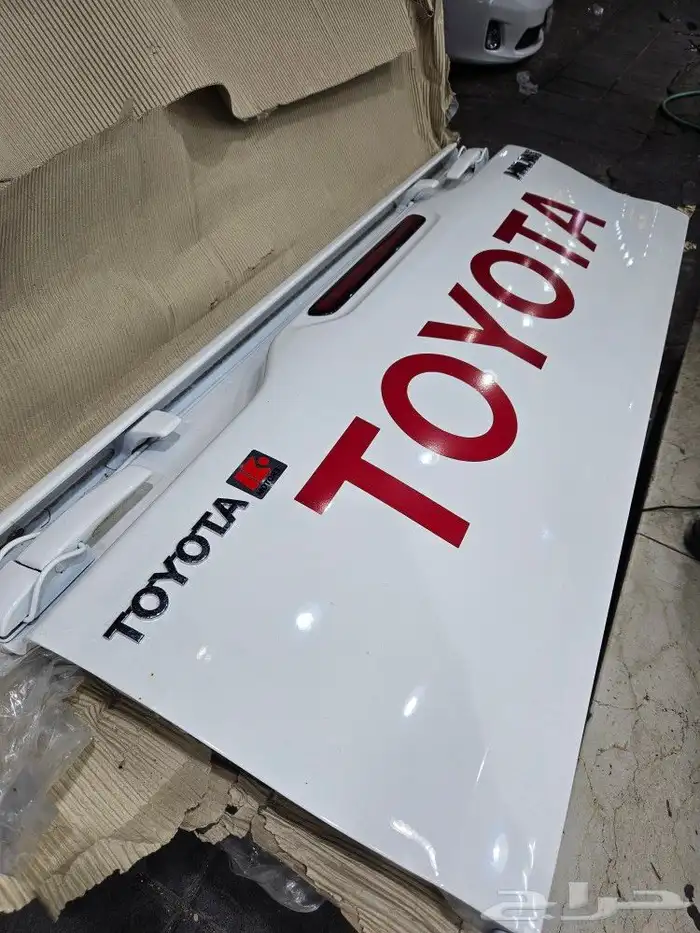 باب حوض او باب صندوق هايلوكس 2020 وكالة 2