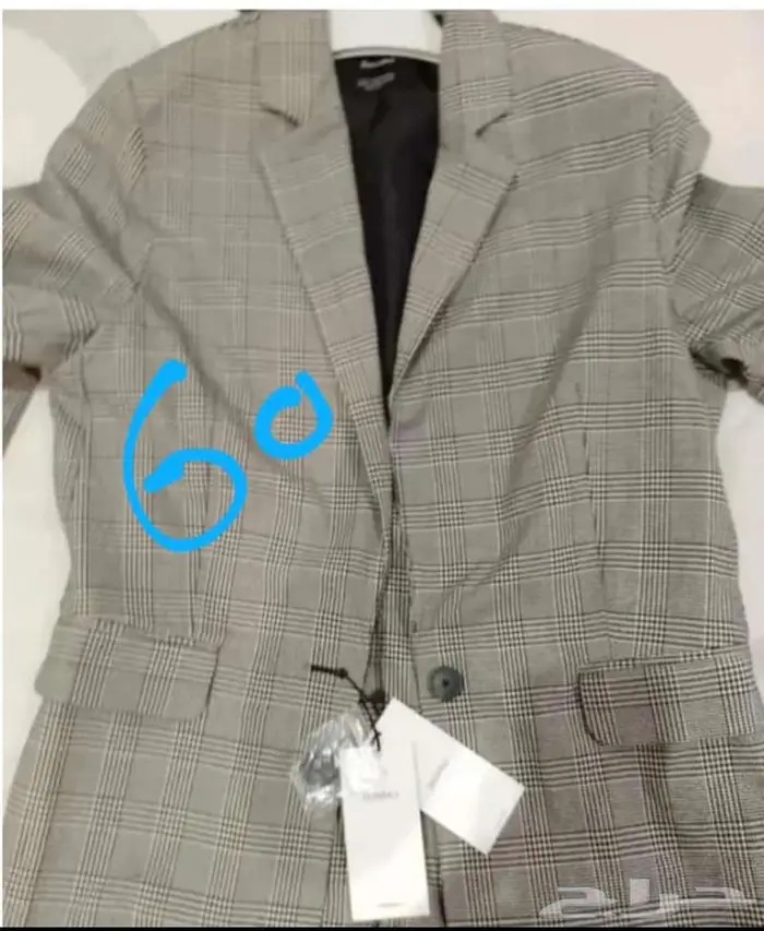 طقم جديد غير مستخدم جاكيت وبنطلون وطرحه 5