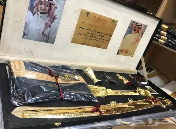 طقم هدايا تخرج بشت هدية زواج دروع تذكارية ترقية تقاعد 9