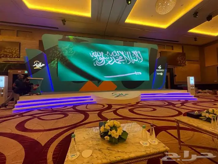 شاشات للايجار 6