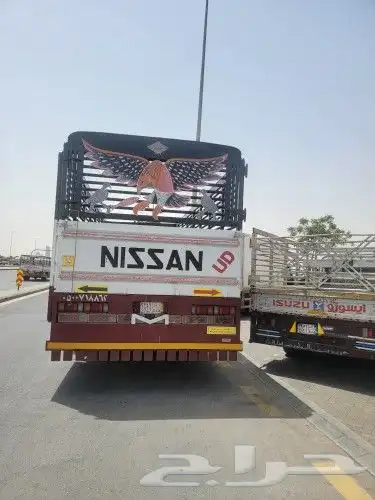 لوري للإيجار طول 7 متر ونص 0