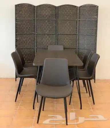 طاولات طعام جديد بالكرتون 36