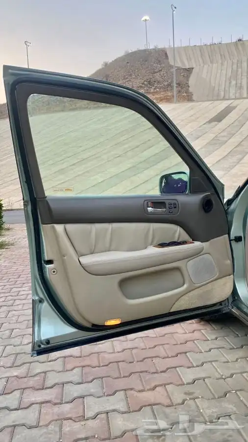 لكزس LS 400 ( مباع ) 42