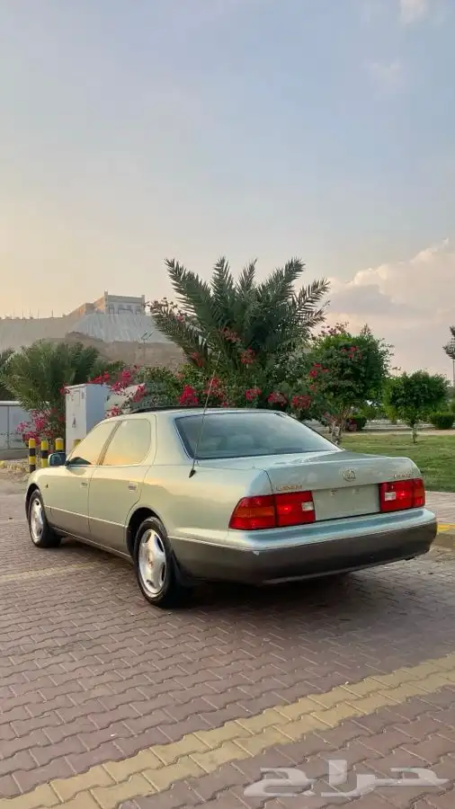 لكزس LS 400 ( مباع ) 3