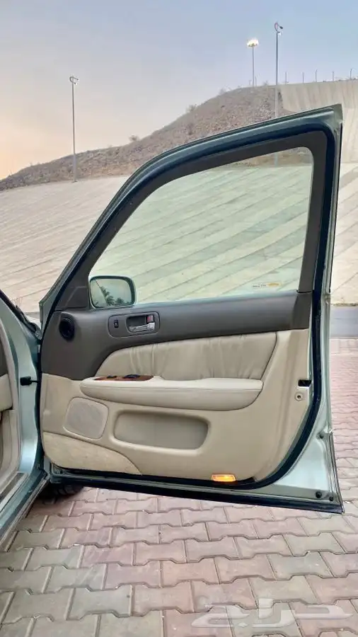 لكزس LS 400 ( مباع ) 48