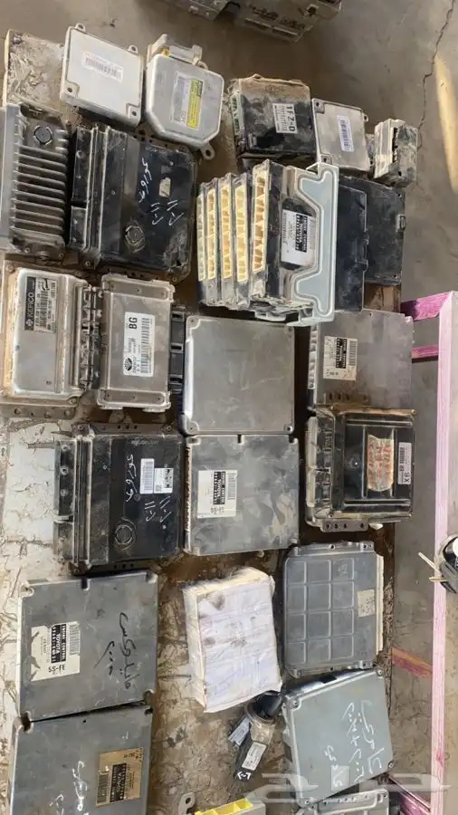 يتوفر لدينا كمبيوترات لبعض انواع السيارات 2