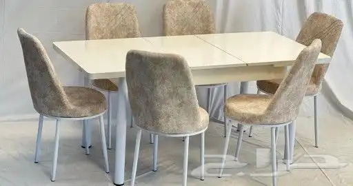 طاولات طعام جديد بالكرتون 44