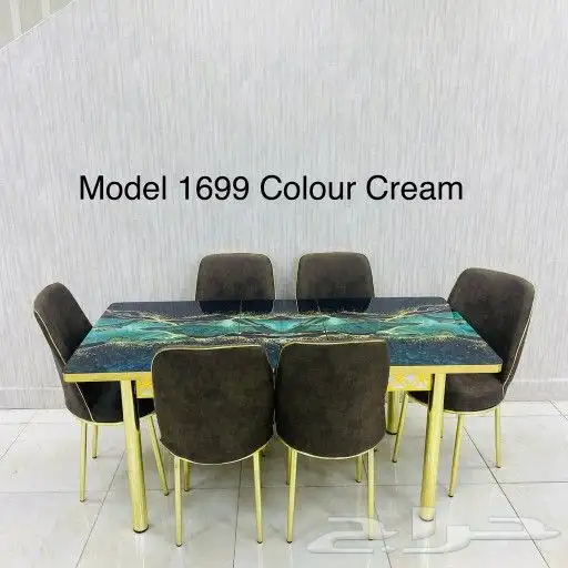 طاولات طعام جديد بالكرتون 47