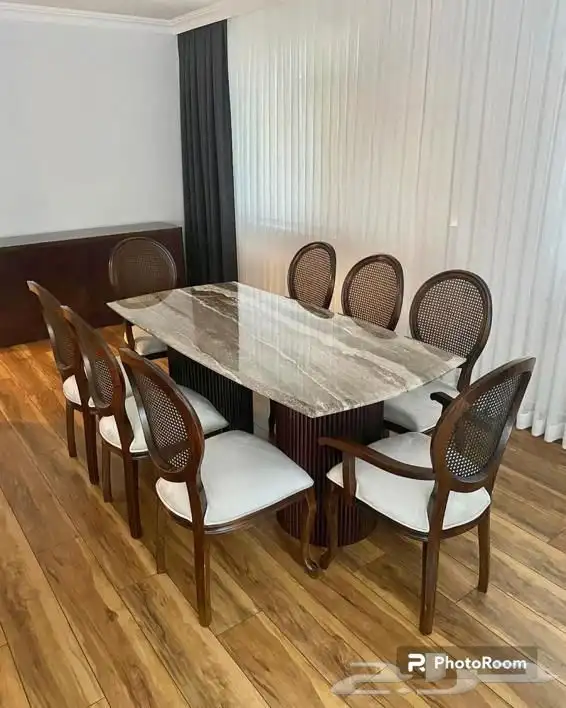 طاولات طعام 4