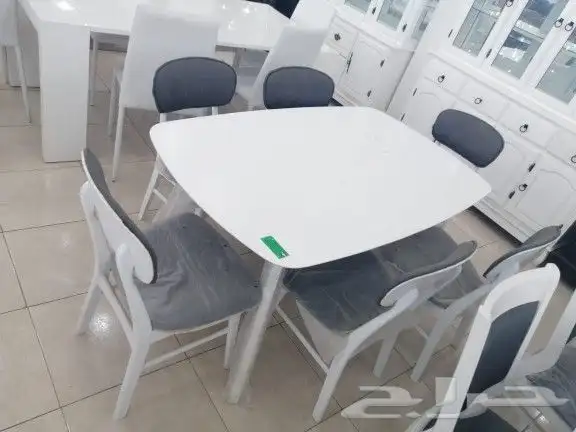 طاولات طعام جديد بالكرتون 4