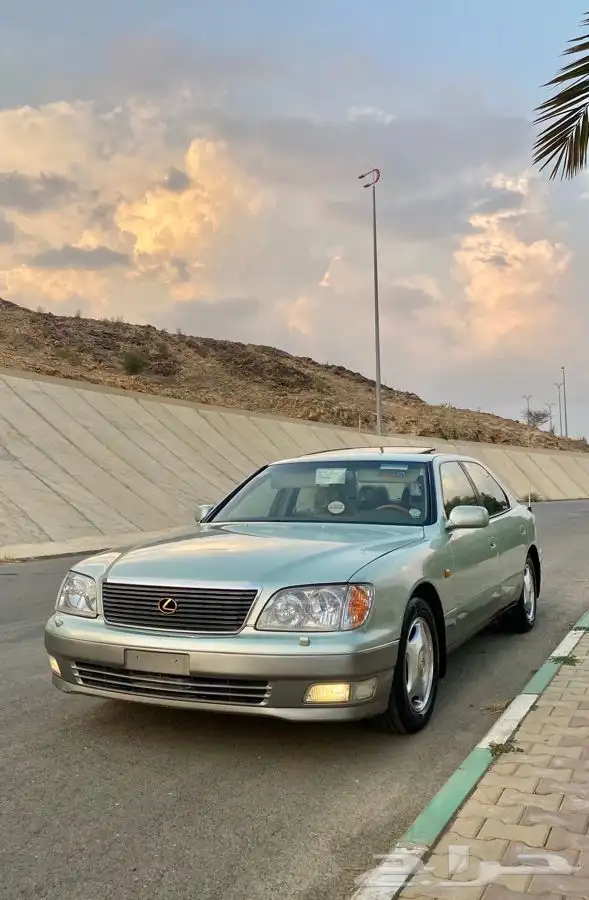 لكزس LS 400 ( مباع ) 18